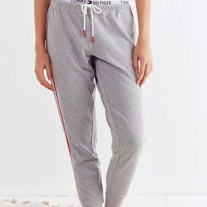 Tommy Hilfiger joggers
